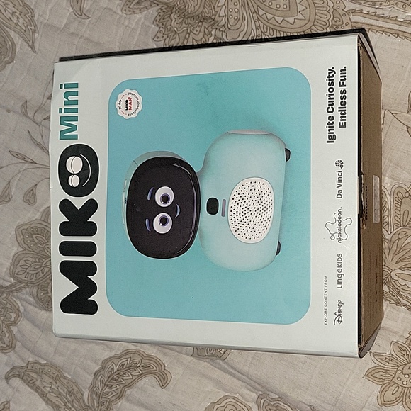 Miko mini AI robot - Picture 1 of 5